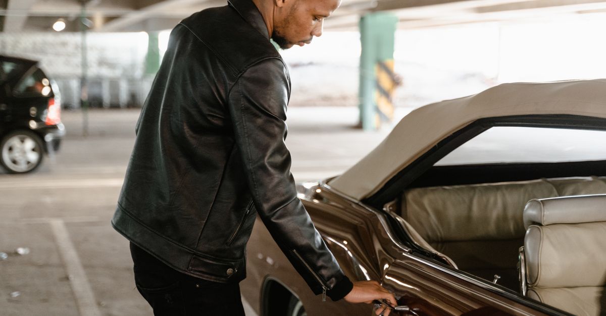 What Our Car Lockout Service Actually Involves — Step by Step — Pottstown Locksmiths